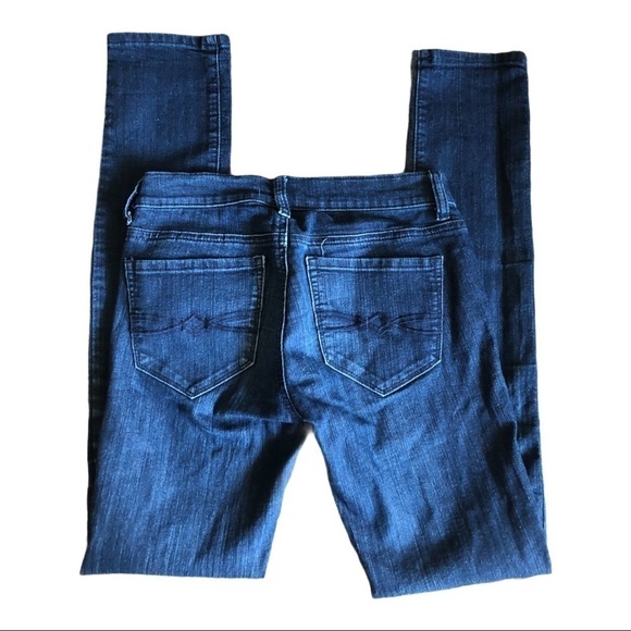 - Beautiful Women’s /junior Jamie’s Jeans Size 3 - Picture 3 of 4